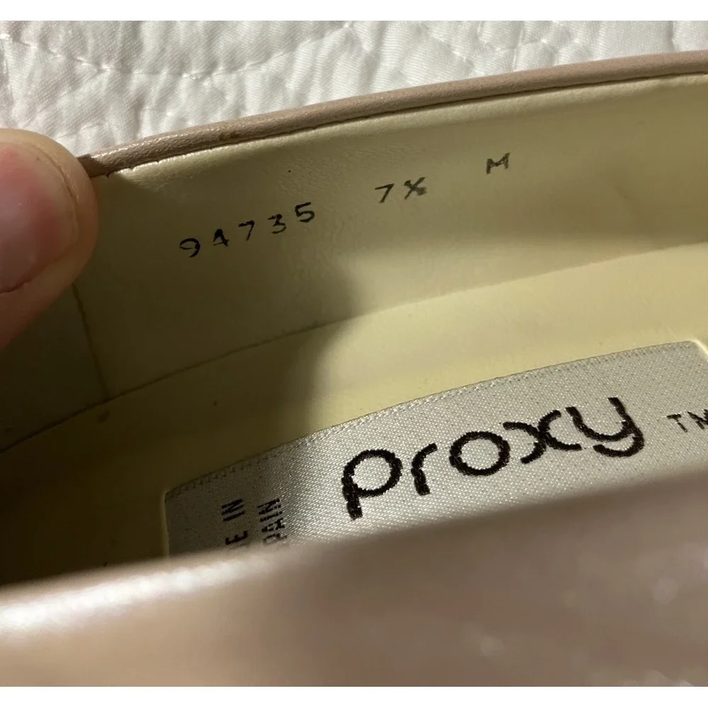 Proxy‎ Women's Round Square Toe 2 inch Block Heel Leather Pumps Womens 7.5 Beige